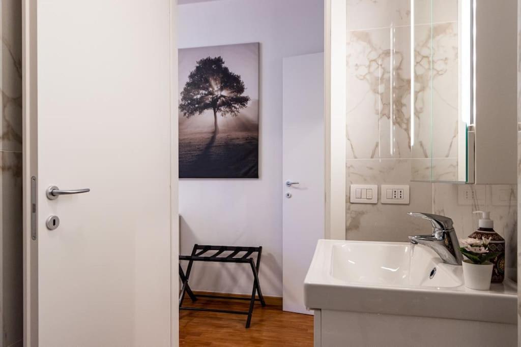 Wraparound Lake Views Bellavista Residence Campione dʼItalia Buitenkant foto
