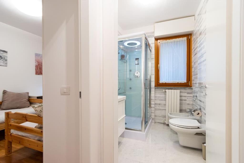 Wraparound Lake Views Bellavista Residence Campione dʼItalia Buitenkant foto