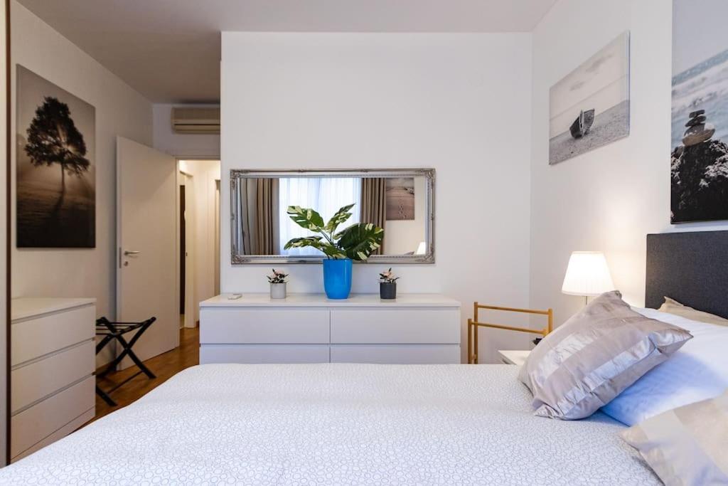 Wraparound Lake Views Bellavista Residence Campione dʼItalia Buitenkant foto