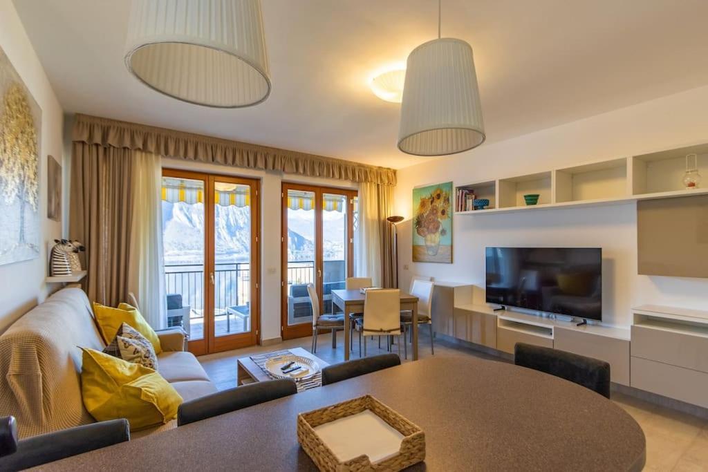 Wraparound Lake Views Bellavista Residence Campione dʼItalia Buitenkant foto
