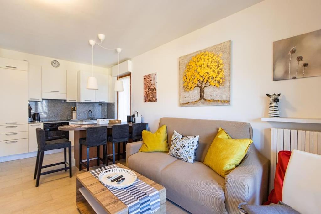 Wraparound Lake Views Bellavista Residence Campione dʼItalia Buitenkant foto